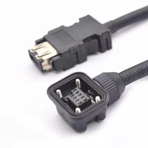 Кабель  2м, высокой гибкости, кабель в сторону вала двигателя, IP65 MR-J3ENCBL2M-A1-H